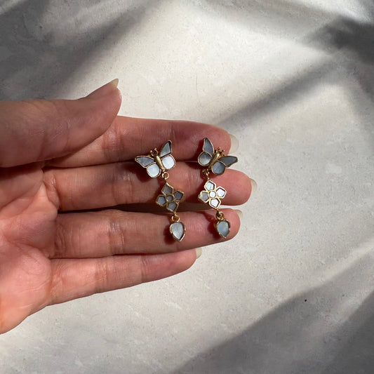Mariposa Minimal Earrings