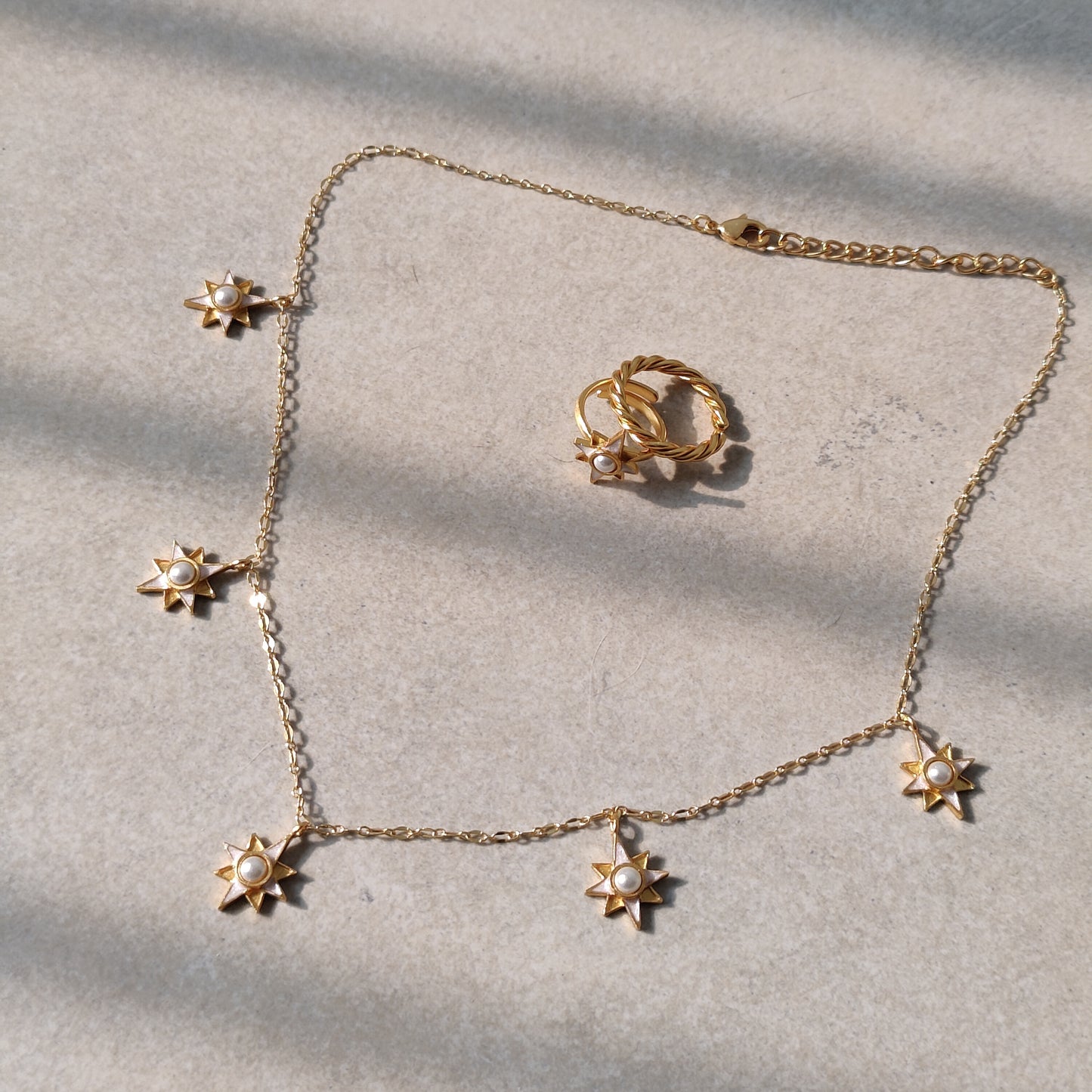 Choti Tara Ring Set