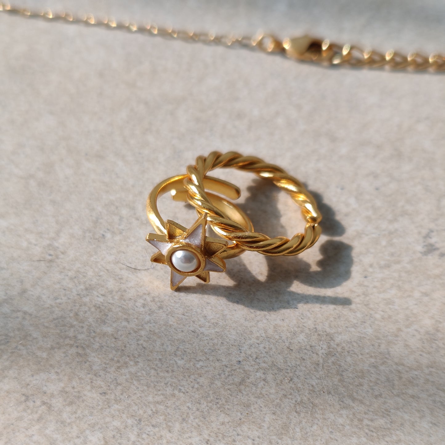 Choti Tara Ring Set