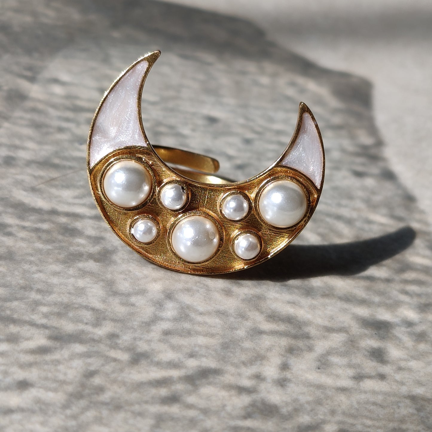 Iyla Ring