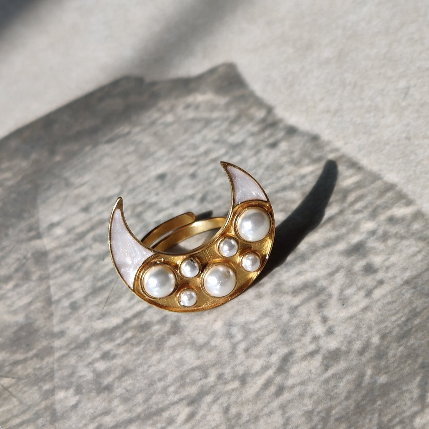 Iyla Ring