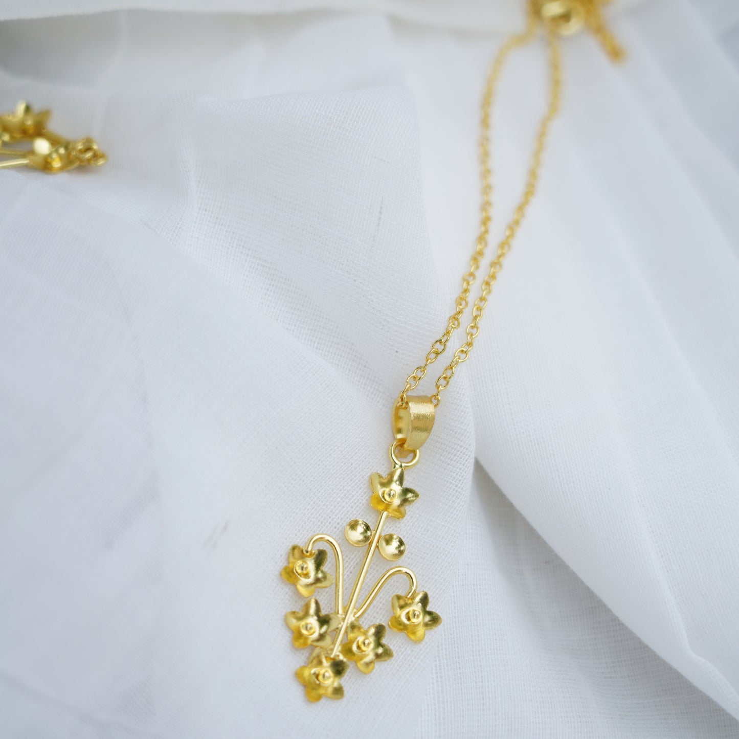 Jannat Pendent with necklace