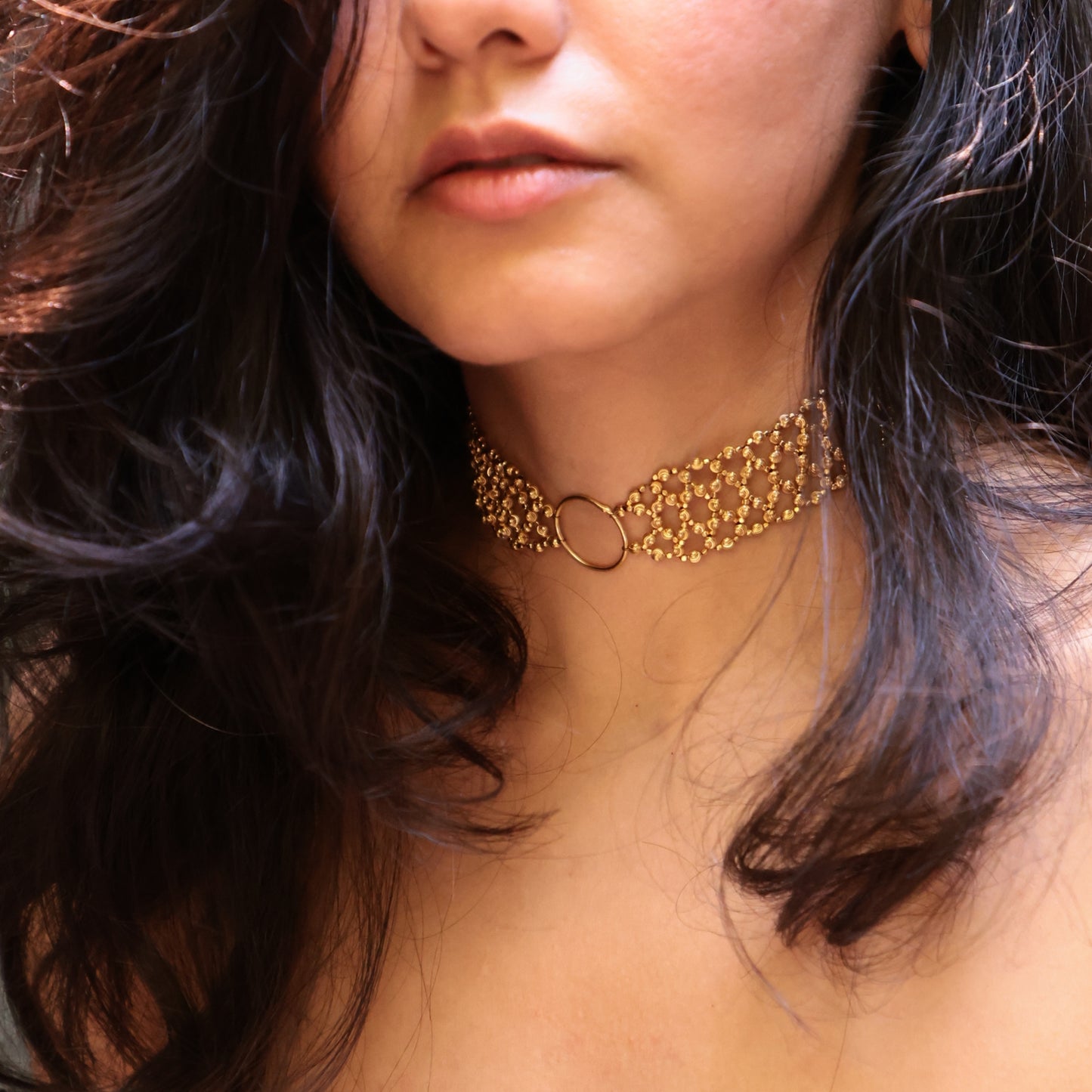 Anahita Choker