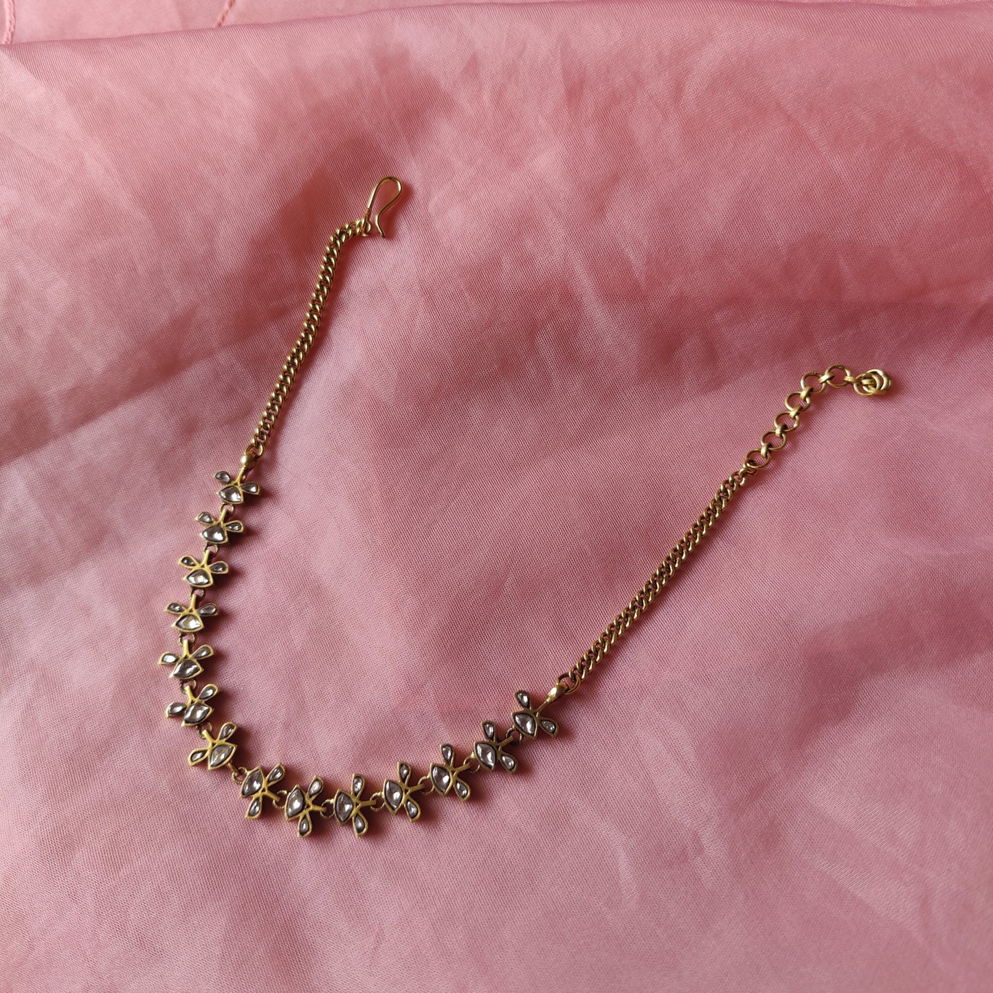Kanmani Choker