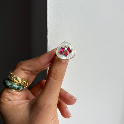 Niloufar Adjustable Ring