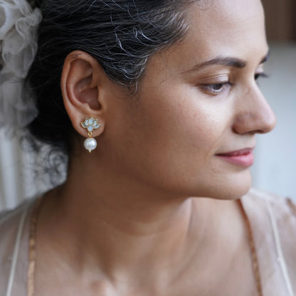 Niloufar Studs