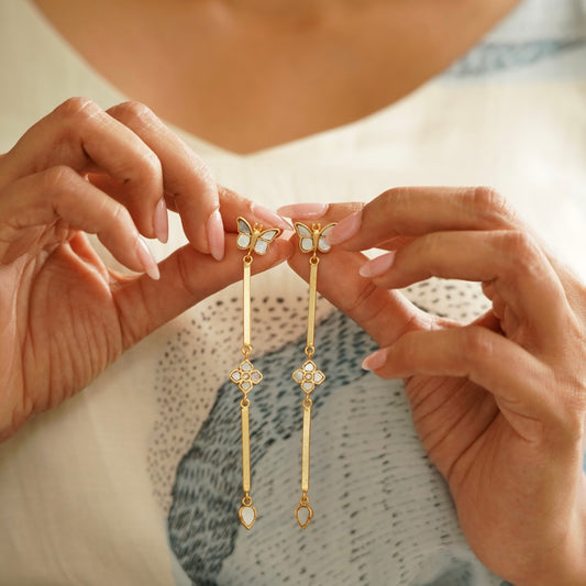 Mariposa Minimal Earrings