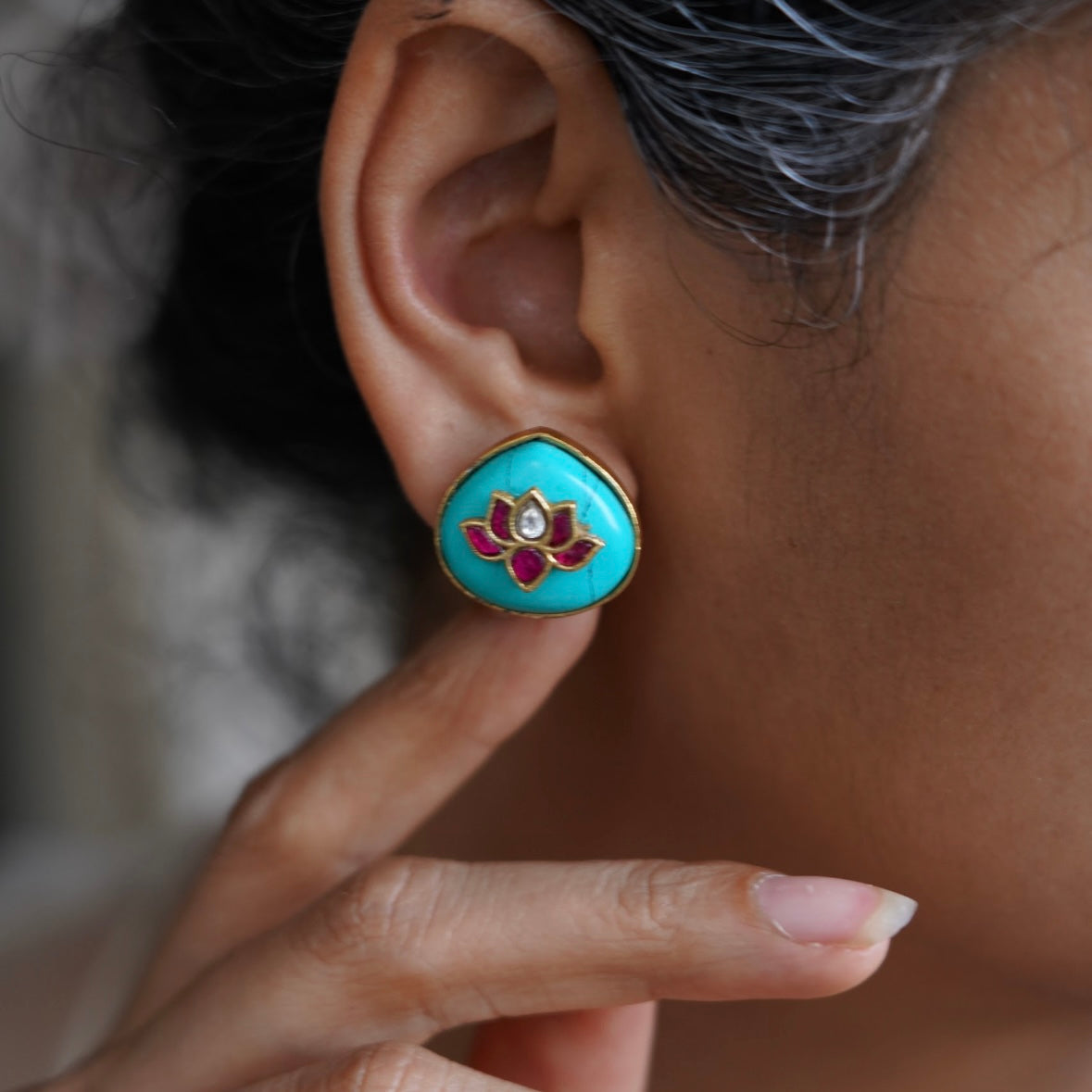 Niloufar Drop Studs