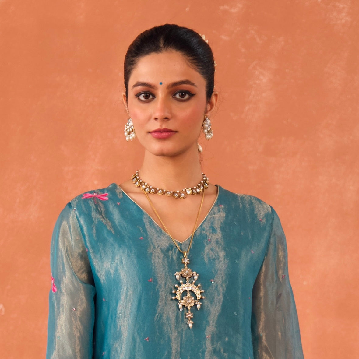 Azhagi Long Chain