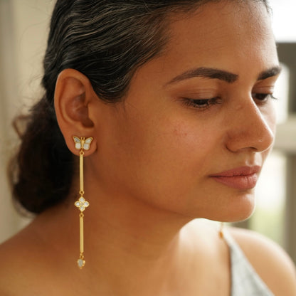 Mariposa Minimal Earrings