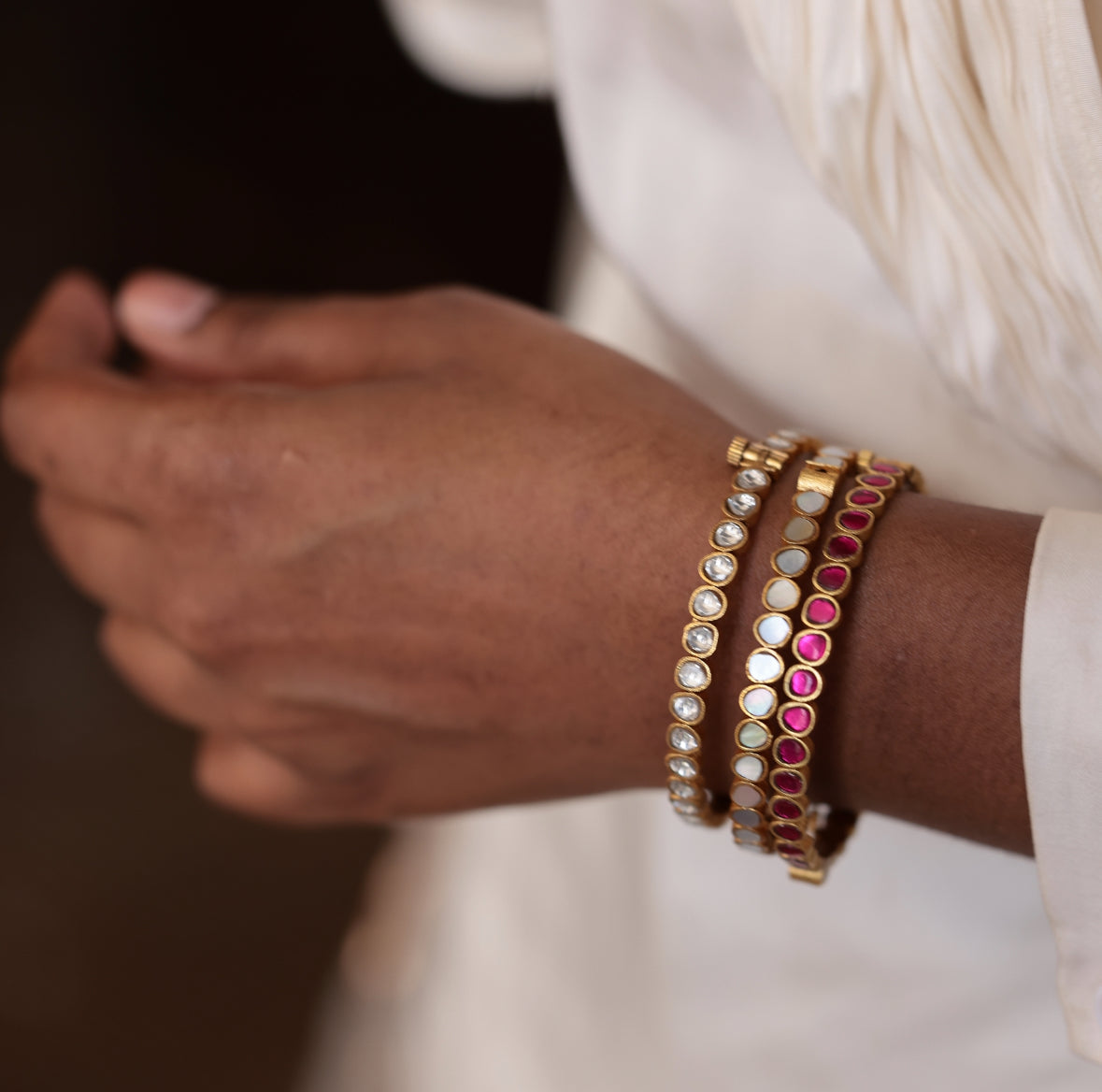 Pebble Bangle - Openable - Single