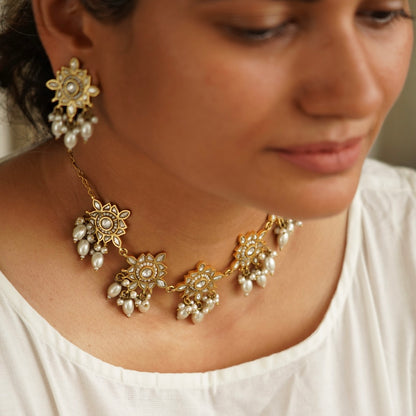Azhagi Set - Choker and Earrings