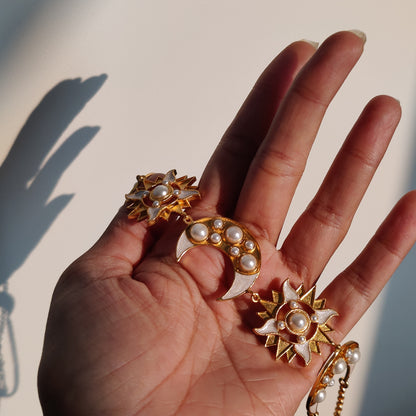 Vishwa Statement Choker