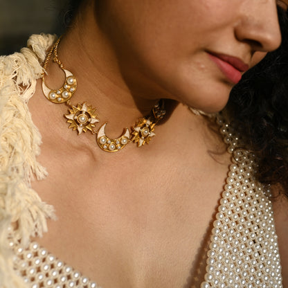 Vishwa Statement Choker