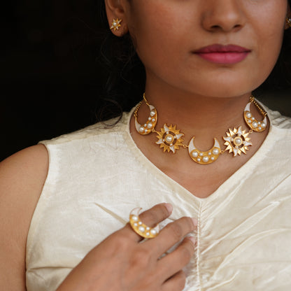 Vishwa Statement Choker