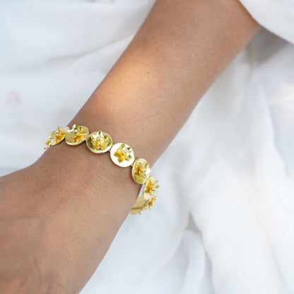 Raatrani statement Bangle - single