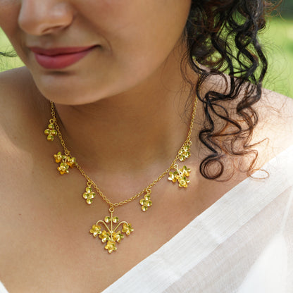 Raatrani Necklace