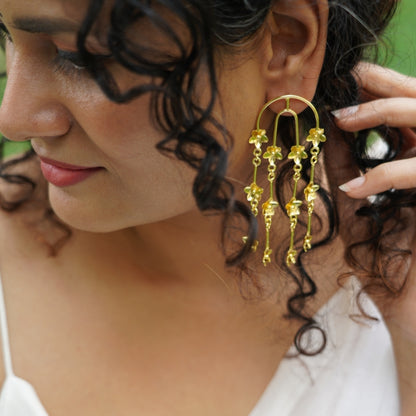 Raatrani Drop Earrings