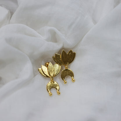 Mini Kamal Earrings