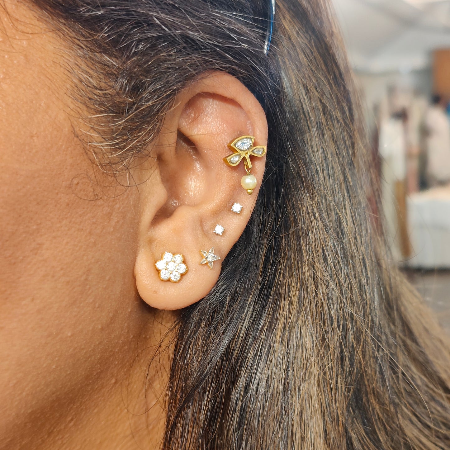 Kanmani studs