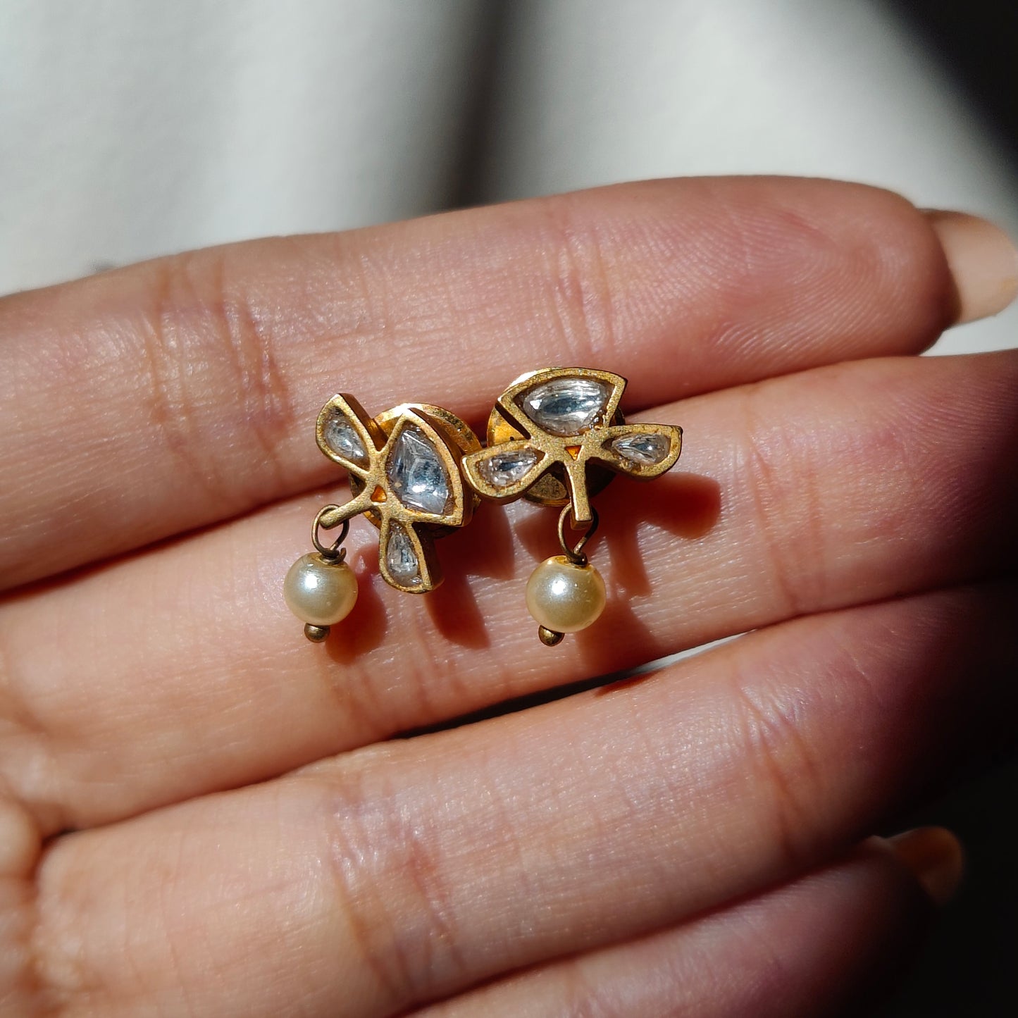 Kanmani studs