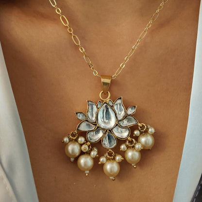 Neerja Necklace