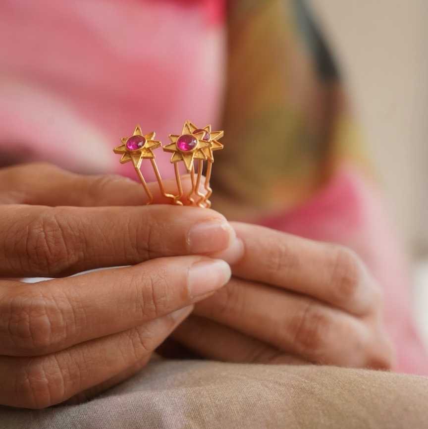 Choti Tara Jooda Pins