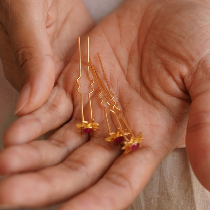 Choti Tara Jooda Pins