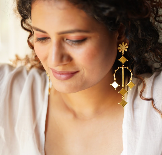 Basanti Savera Chandelier Earrings